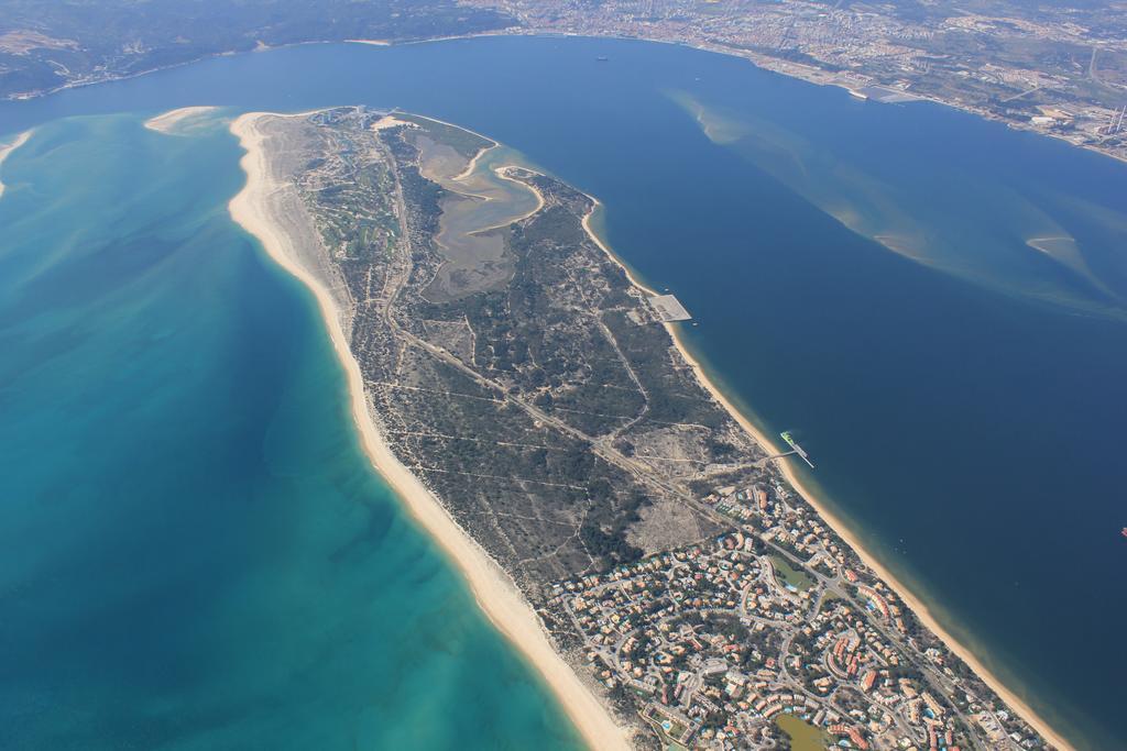 The Editory By The Sea Troia Comporta Hotel Exterior foto Aerial view of the island